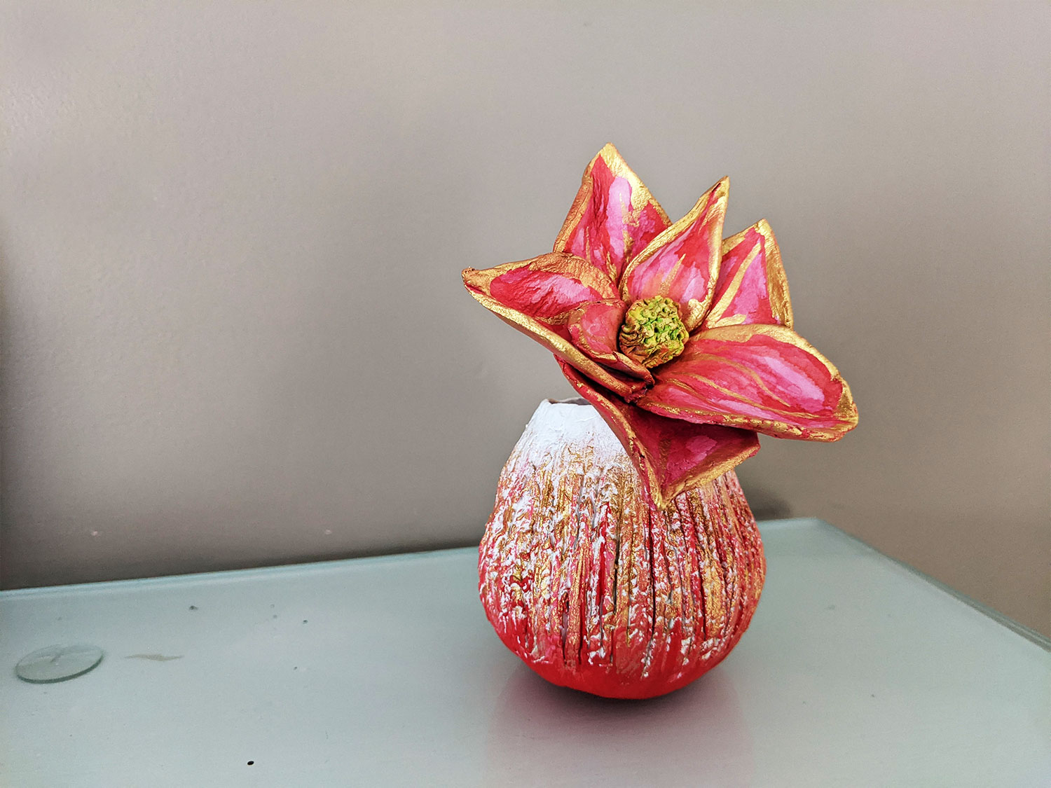 Flower Pinch Pot by Fan Stanbrough