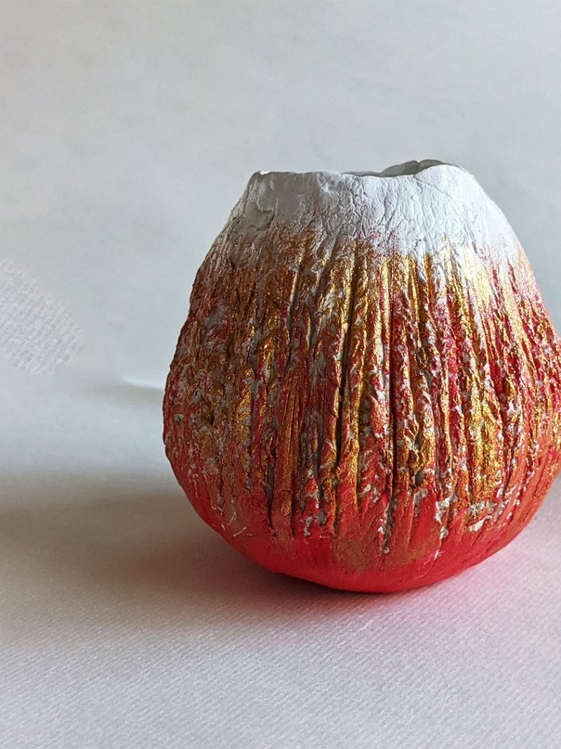 Flower Pinch Pot by Fan Stanbrough